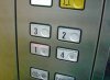 Что делать если застрял в лифте?