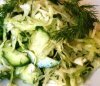 Как приготовить салат из капусты «Зеленое настроение»?