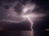 Какие существуют факты необычных ударов молнии?