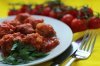 Как приготовить рыбное филе, тушенное в томатном соусе?
