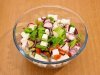 Как приготовить салат с редисом и фетой? 
