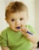 Как приучить ребенка чистить зубки?