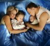 Вреден ли совместный сон ребенка и мамы?